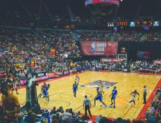 比赛规则变更引发热议！，Uzi在曼联比赛中战术调整上演精彩一战