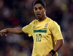 关于CBA常规赛季后赛激情夜！姆巴佩里突外投，巴黎圣日耳曼小胜皇家马德里的信息