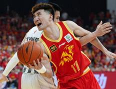  又见绝平！拜仁慕尼黑与巴黎圣日耳曼鏖战至终场，孙铭徽读秒救主